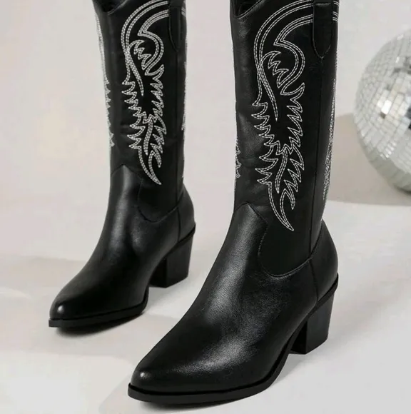 Women's Fashionable Black Western Boots,Ladies' embroidery western cowboy boots