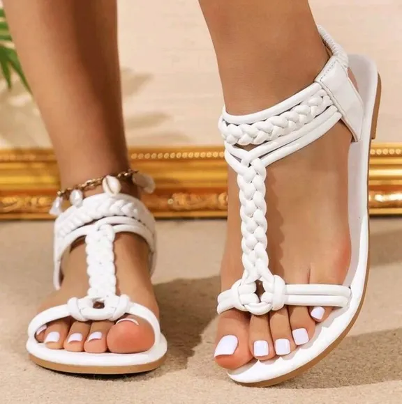 Women's Fashionable Woven Pure White Beach Leisure Holiday Style Slip-On Slipper