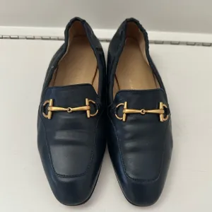 Women’s Gucci horsebit loafers navy size 35
