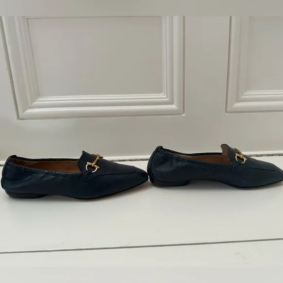 Women’s Gucci horsebit loafers navy size 35