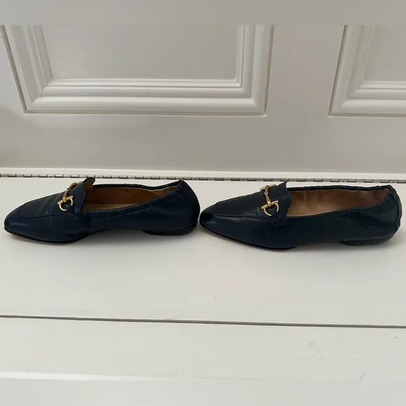 Women’s Gucci horsebit loafers navy size 35