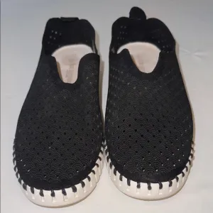 Women’s Ilse Jacobsen Tulip Flats, Size 40