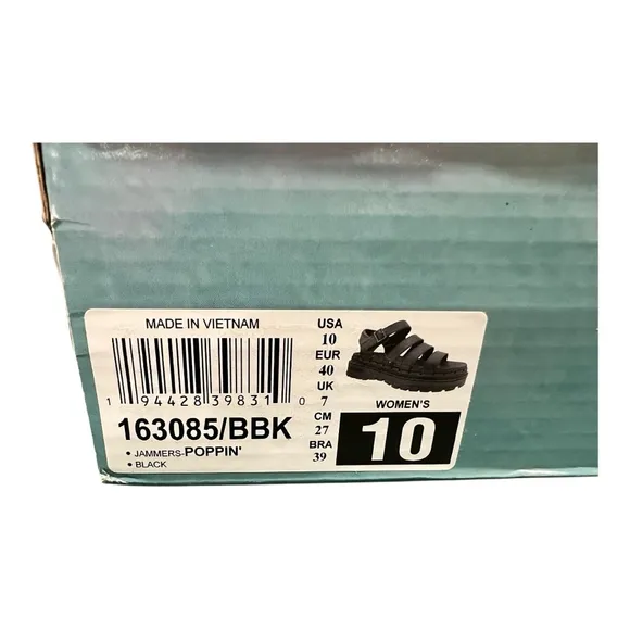 Women's Size 10 Skechers Jammers-Poppin Sandals Black Lug Sole NEW Luxe Foam