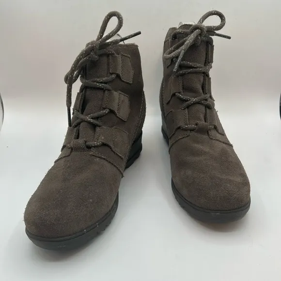 Women’s Sorel Evie Lace  MAJOR Wedge Boots Wmn's 7 Leather Suede Gray