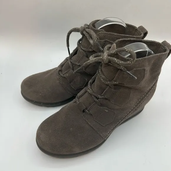 Women’s Sorel Evie Lace  MAJOR Wedge Boots Wmn's 7 Leather Suede Gray