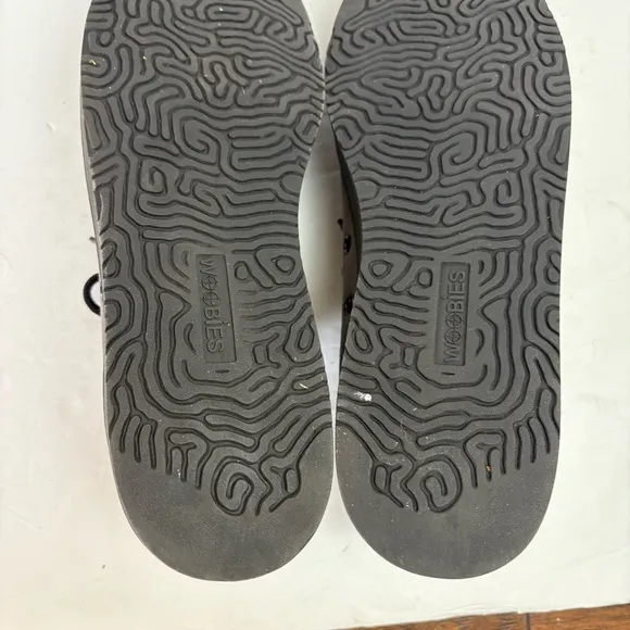 Woobies Mod-1 Men's Gray Canvas Sneakers size 11 Slip Resistant