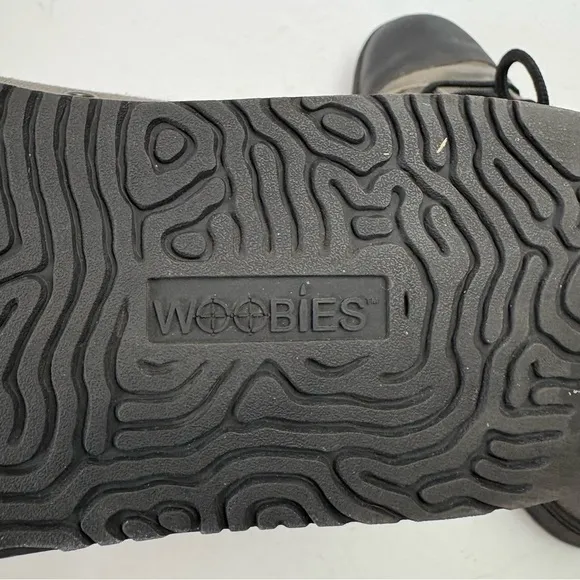 Woobies Mod-1 Men's Gray Canvas Sneakers size 11 Slip Resistant