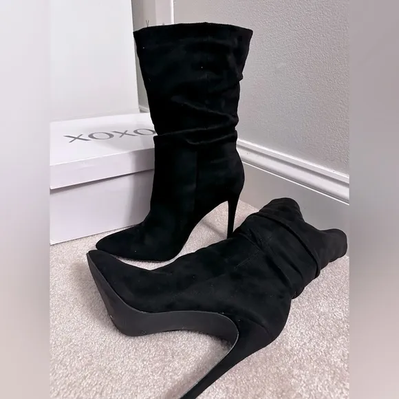 XOXO Genevie boots 8M