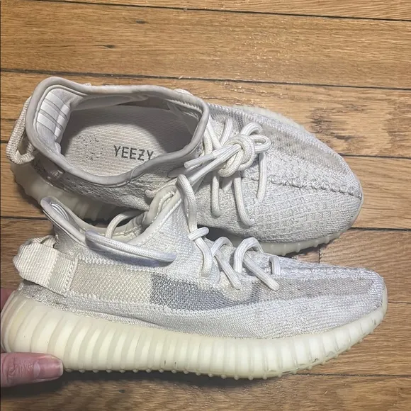 Yeezy Boost 350 B2 Bone size 4