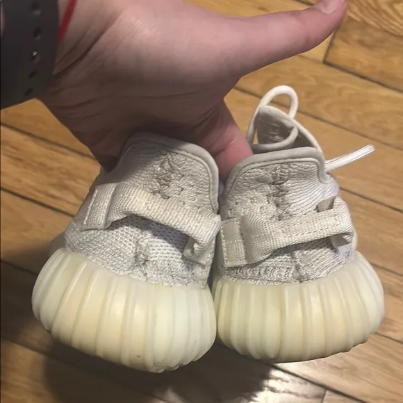 Yeezy Boost 350 B2 Bone size 4