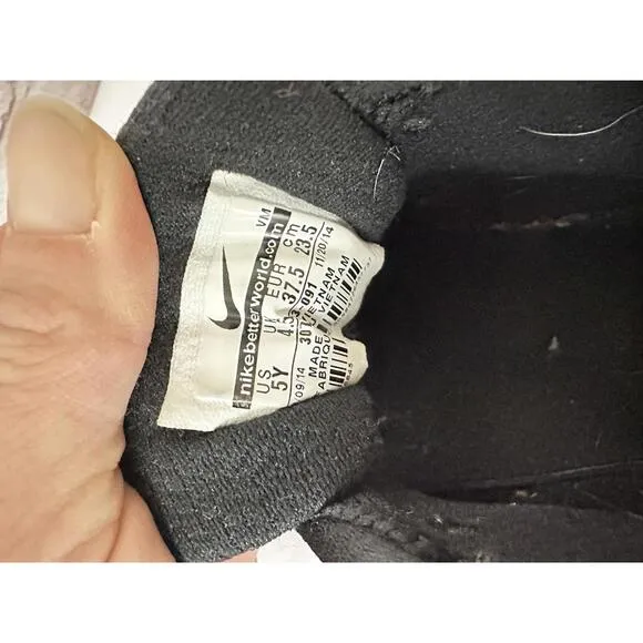 Youth Nike Air Max 90 LTR Triple Black 5Y