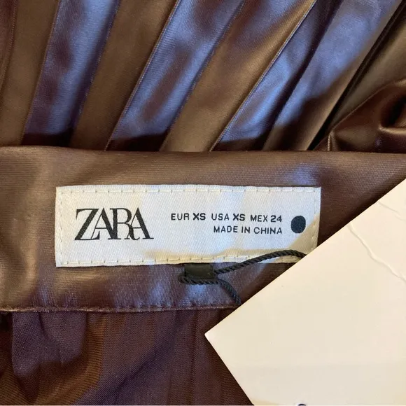 ZARA Burgundy Lightweight Pleated Faux Vegan Leather Midi Skirt/Current season