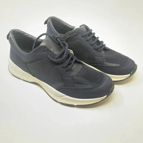 Zara Men's Contrasting Mesh &amp; Faux Leather Sneakers in Navy Blue Size US 6
