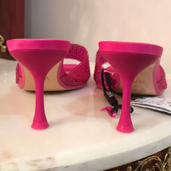 Zara SPARKLY VINYL PINK FUCHSIA SANDALS sz.8