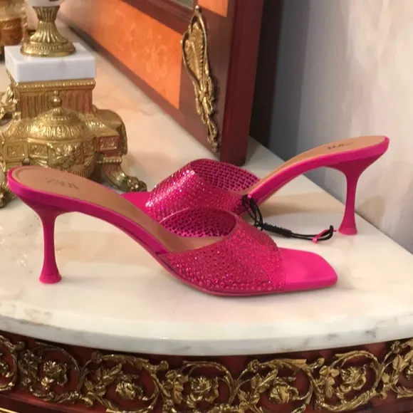 Zara SPARKLY VINYL PINK FUCHSIA SANDALS sz.8