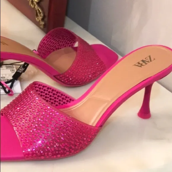 Zara SPARKLY VINYL PINK FUCHSIA SANDALS sz.8